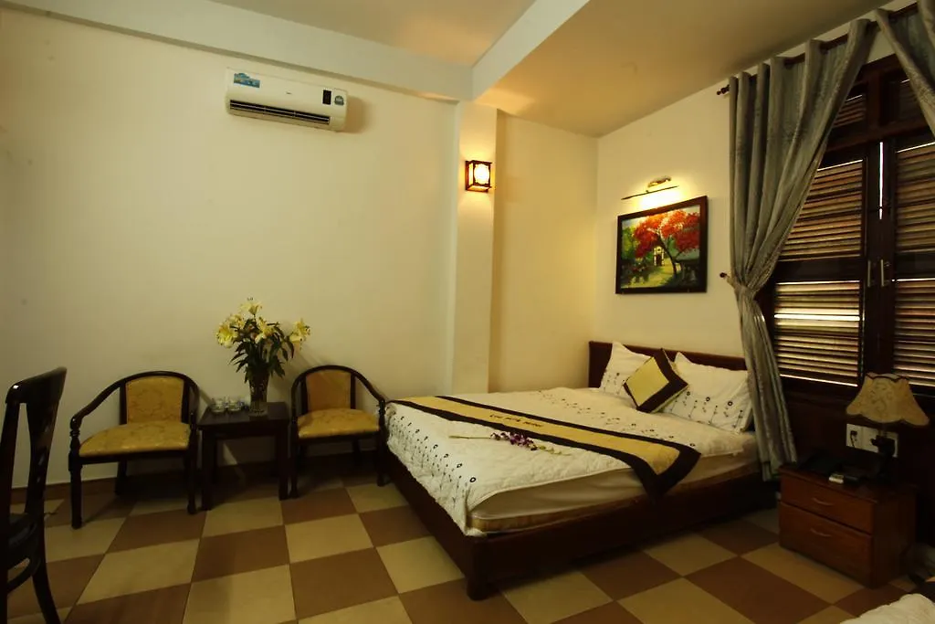 Camry Hotel Da Nang 2*,  Vietnam